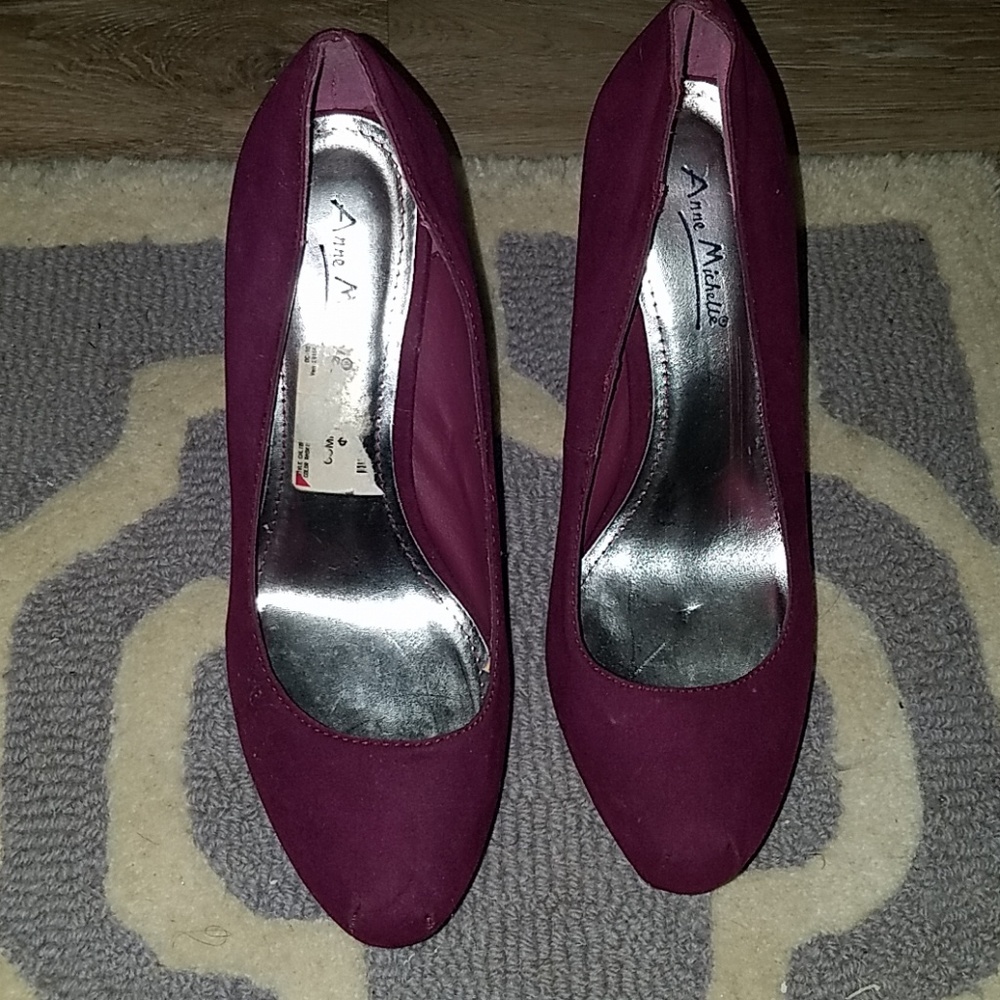 Fuchsia Pumps